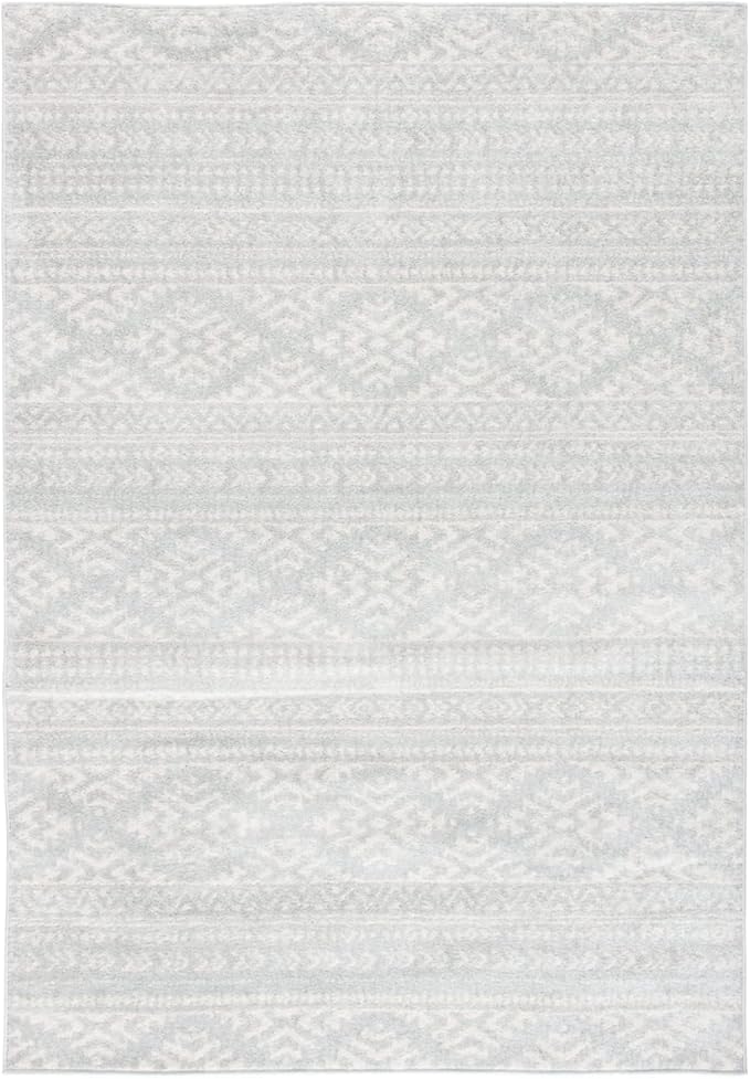 SAFAVIEH Tulum Collection Accent Rug by SAFAVIEH
