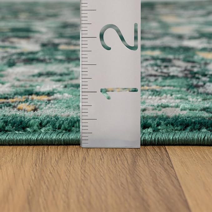 LUXE WEAVERS Moroccan Green 6x9 Medallion Area Rug - Image 2