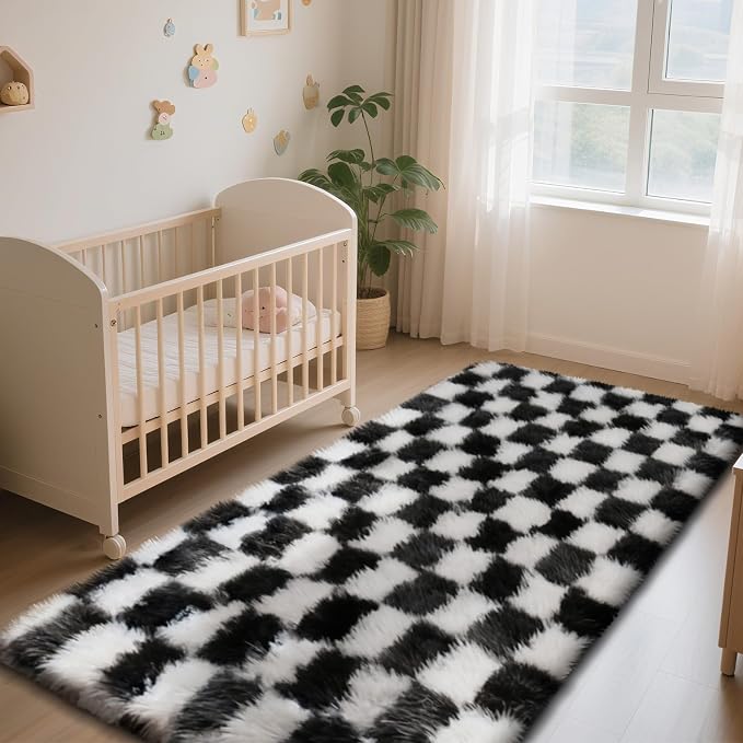 Checkered Rug for Bedroom, 3x5 Black and White Area Rugs, Classic Checkered - Image 2