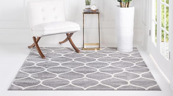 Rugs.com Lattice Frieze Collection Rug – 5' Square Light Gray Medium Rug Perfect - Image 3