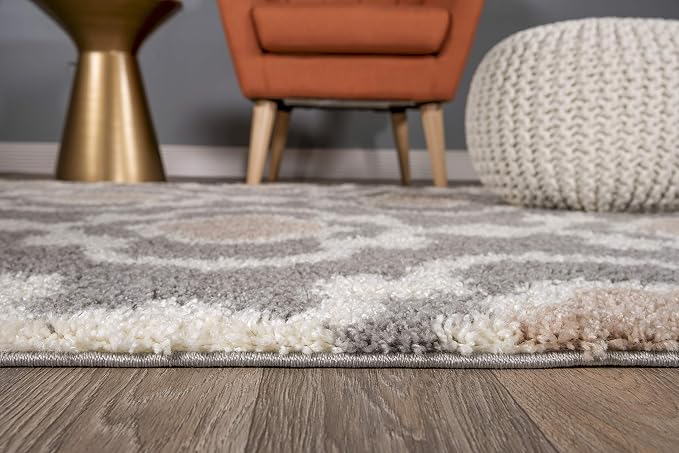 Rugshop Cozy Moroccan Trellis Indoor Shag Round Area Rug 6'6" Gray/Cream - Image 4