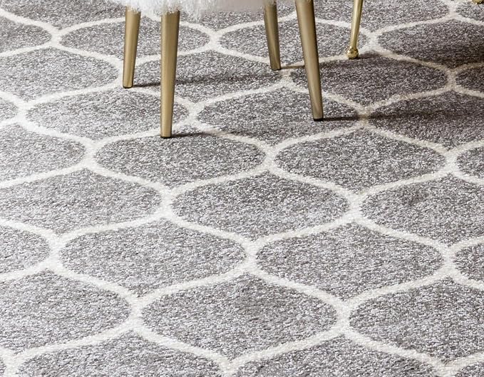 Rugs.com Lattice Frieze Collection Rug – 5' Square Light Gray Medium Rug Perfect - Image 5