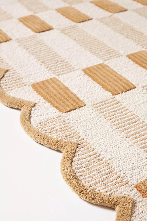 Hand-Tufted Wool Area Rug with Scalloped Edges, Neutral Beige Plaid Pattern - Image 3