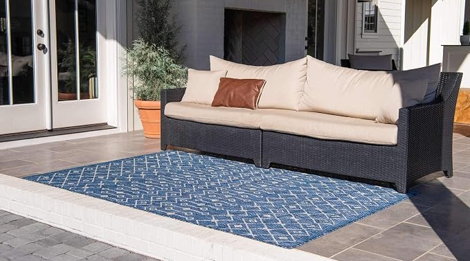 Unique Loom Outdoor Trellis Collection Area Rug - Image 2