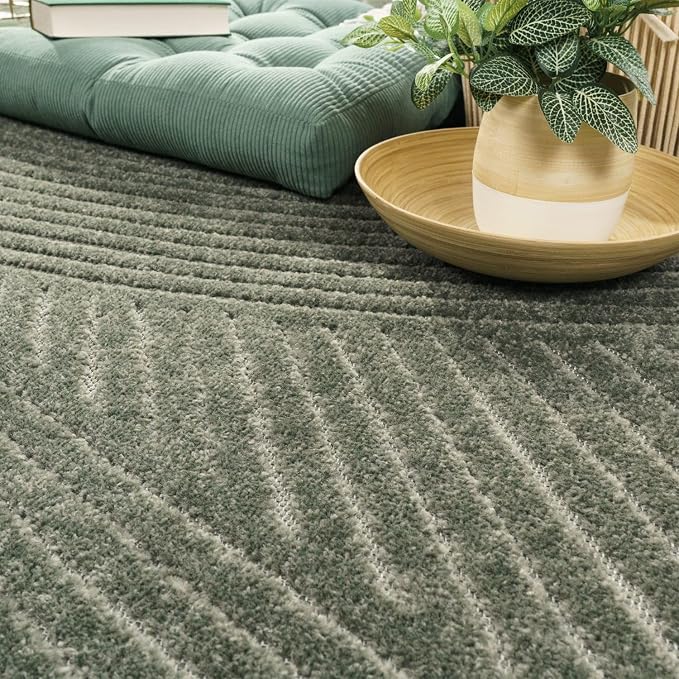 Paco Home Modern Area Rug with Abstract Line Pattern and Contour-Cut in Green - Image 3