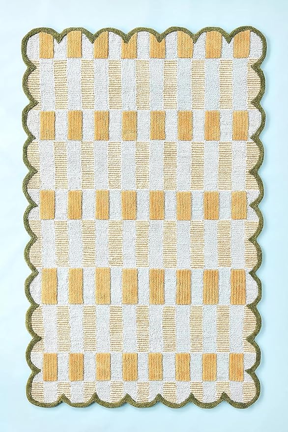 Hand-Tufted Wool Rug with Scalloped Edges, Light Blue Plaid Pattern, Cozy Soft - Image 4