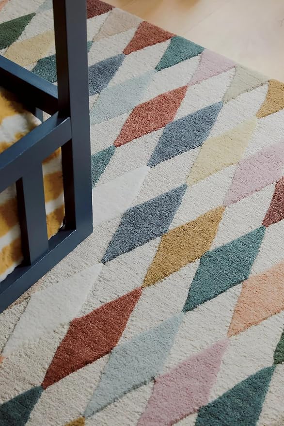 Hand-Tufted Wool Rug with Multicolor Diamond Pattern - Image 4