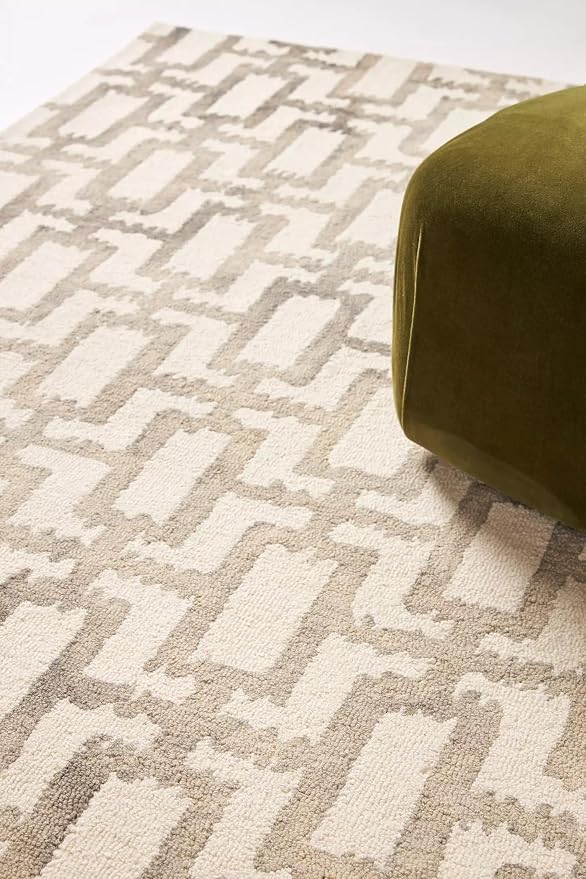 Hand-Tufted Wool Marengo Rug in Taupe – Geometric Patterned Carpet - Image 2