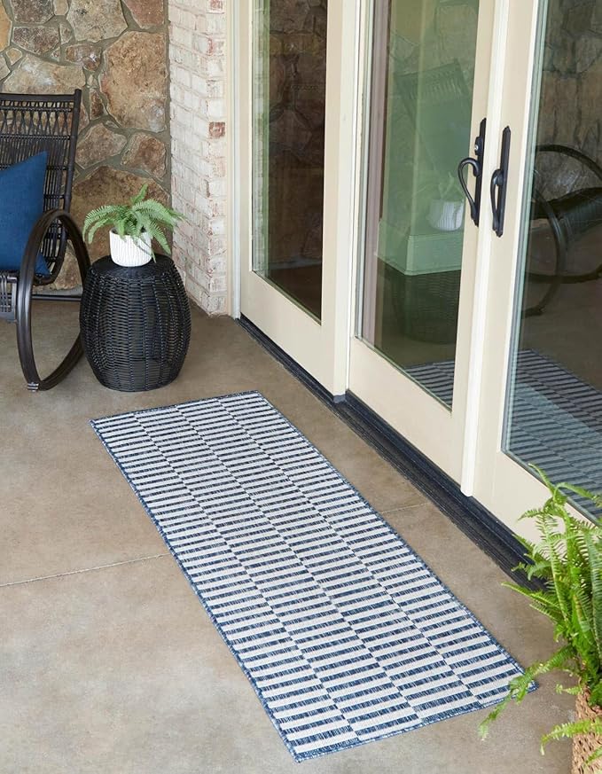 Unique Loom Outdoor Striped Collection Area Rug by UniqueLoom