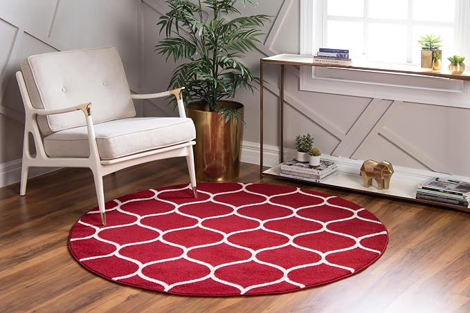 Rugs.com Lattice Frieze Collection Rug – 5' Round Red Medium Rug Perfect - Image 4