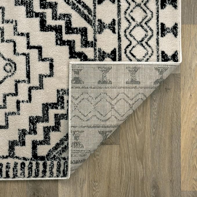 Rugshop Cream and Black Southwestern Tribal Area Rug – Boho Geometric Diamond - Image 6