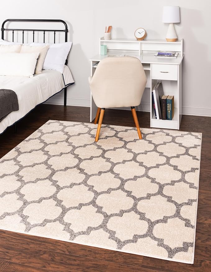 Rugs.com Lattice Collection Rug – 8 Ft Square Beige and Gray Medium-Pile Rug by Rugscom