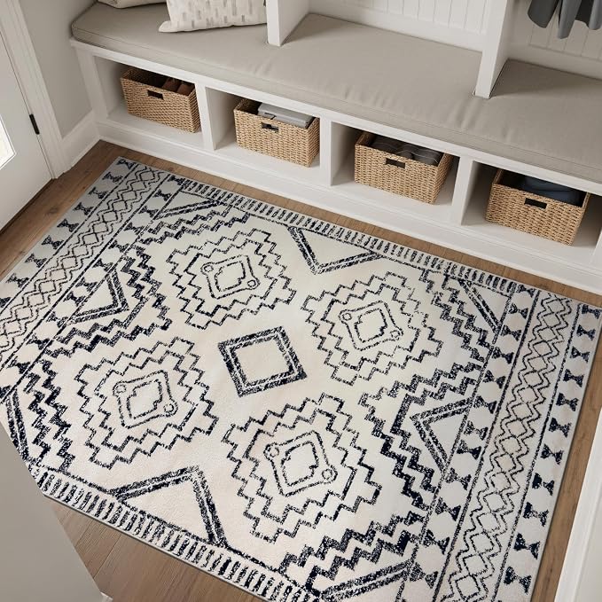 Rugshop Cream and Black Southwestern Tribal Area Rug – Boho Geometric Diamond by Rugshop