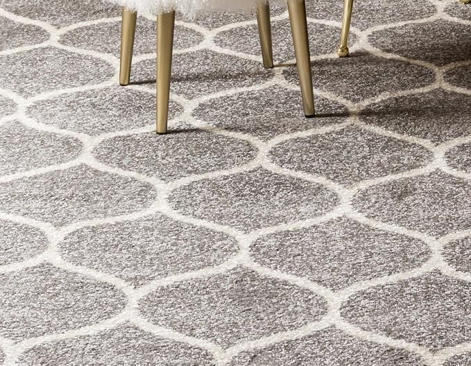 Rugs.com Lattice Frieze Collection Rug – 7' Round Light Gray Medium Rug Perfect - Image 5