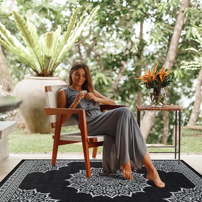 CAMILSON Outdoor Rug, 5x7 Medallion Black White Modern Area Rugs - Image 7