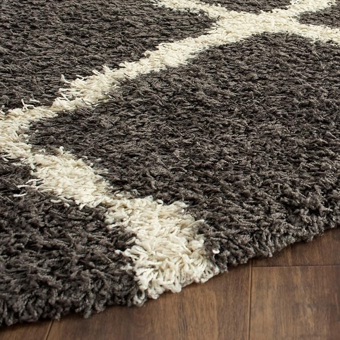 SAFAVIEH Dallas Shag Collection Area Rug - Image 4