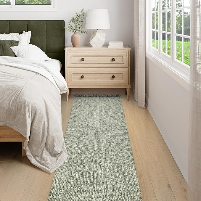 Collive Long Hallway Rug 2.6' x 10' - Image 7