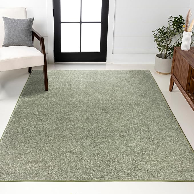 JONATHAN Y Haze Solid Low-Pile Green Indoor Area Rug 6x9, Minimalist, by JONATHANY