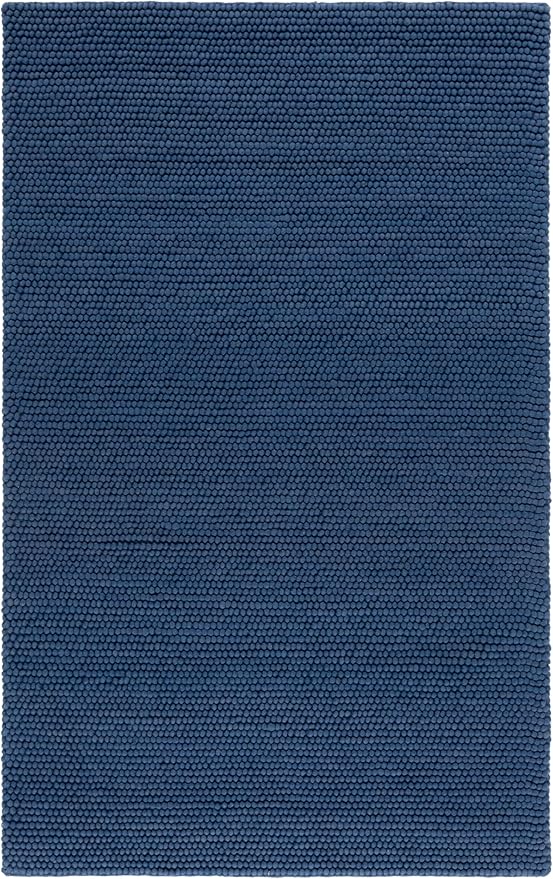 SAFAVIEH Area Rug 4x6 by SAFAVIEH