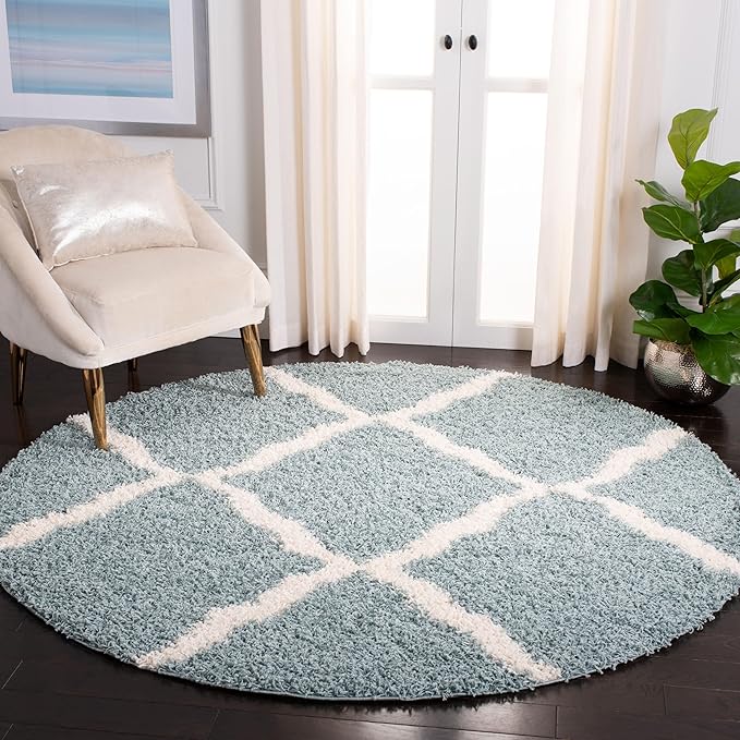 SAFAVIEH Dallas Shag Collection Area Rug by SAFAVIEH