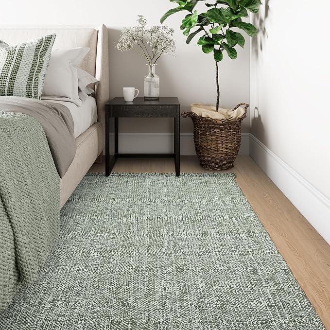 Collive Comfy Area Rug 4' x 6', Olive Green/Cream Woven Cotton Bedroom Rugs - Image 2