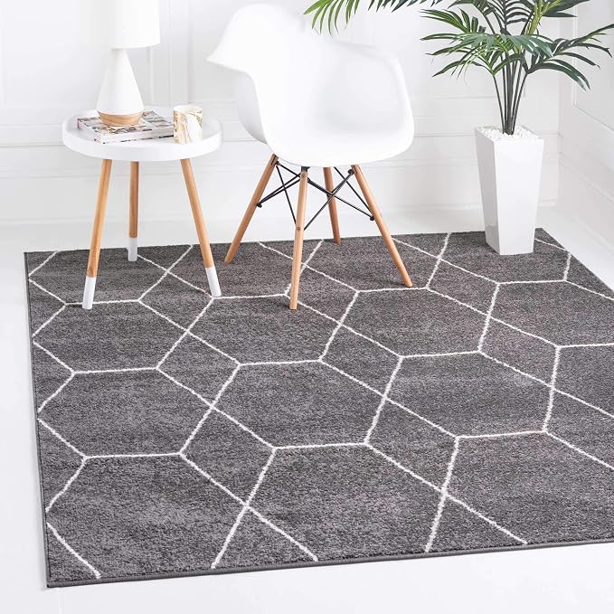 Unique Loom Trellis Frieze Collection Area Rug by UniqueLoom