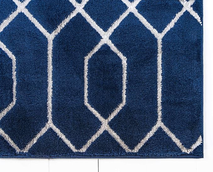 Unique Loom Marilyn Monroe Glam Collection Area Rug - Image 7