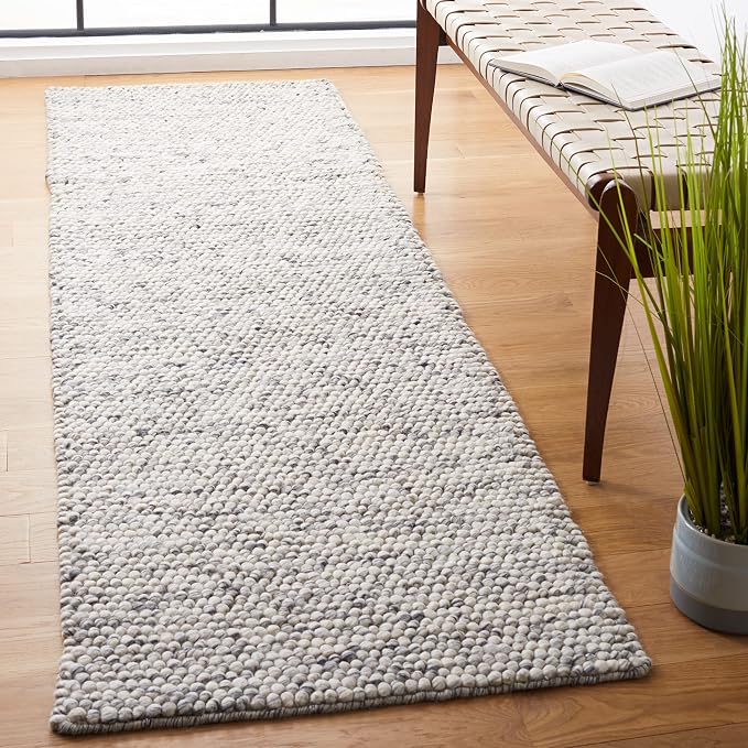 SAFAVIEH Natura Collection Runner Rug by SAFAVIEH