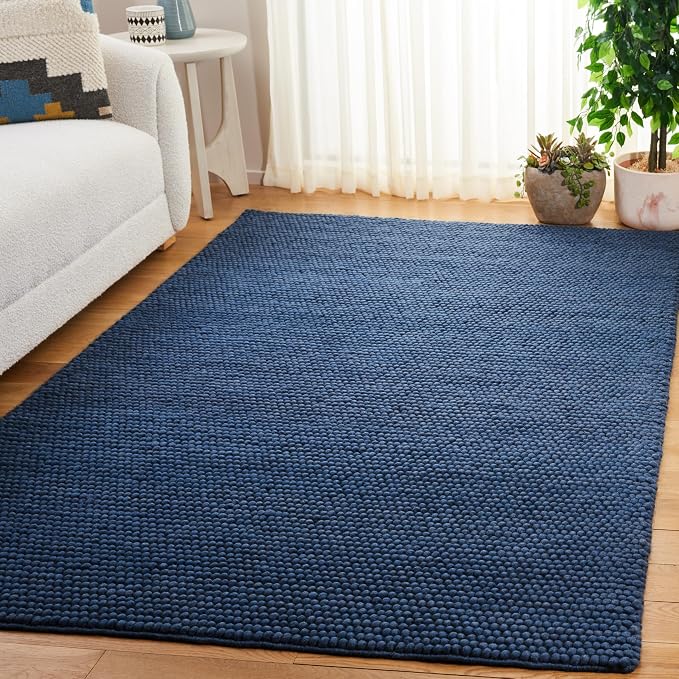 SAFAVIEH Area Rug 4x6 - Image 2