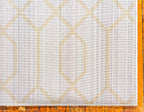 Unique Loom Marilyn Monroe Glam Collection Area Rug - Image 9