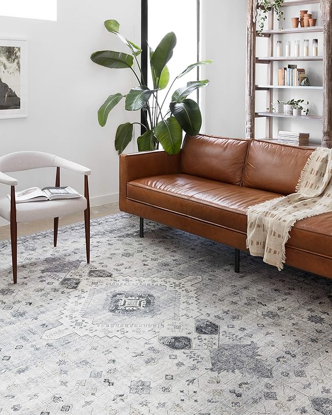 Loloi Skye Collection SKY-02 Silver/Grey 7' x 9' Oval Area Rug by Loloi