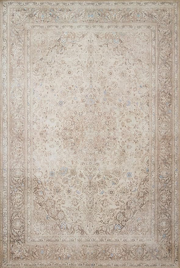 Loloi Loren Collection LQ-03 Sand/Taupe 2'-3" x 3'-9" Accent Rug by Loloi