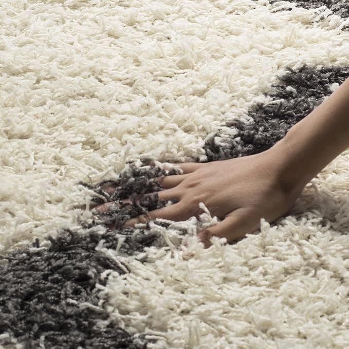 SAFAVIEH Dallas Shag Collection Area Rug - Image 4