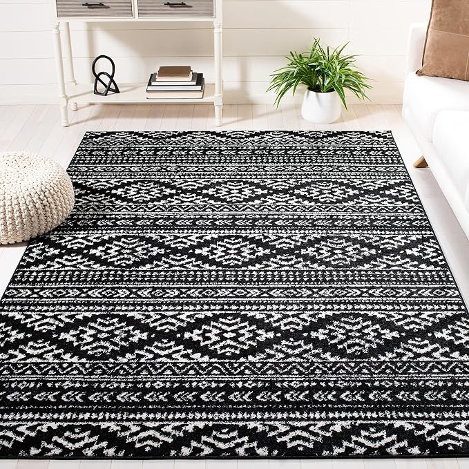 SAFAVIEH Tulum Collection Area Rug by SAFAVIEH