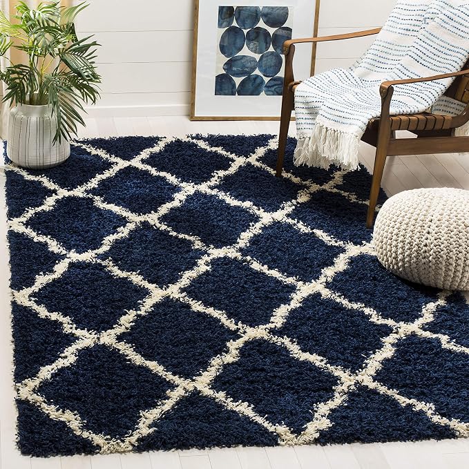 SAFAVIEH Dallas Shag Collection Accent Rug by SAFAVIEH