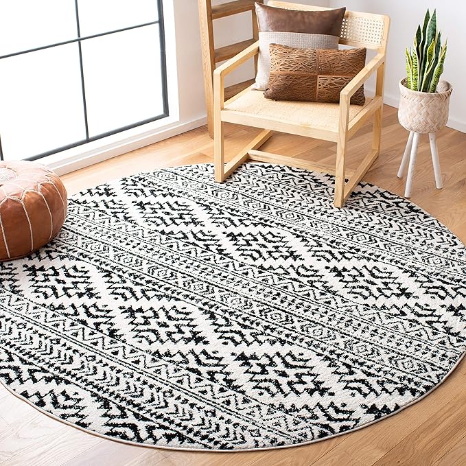SAFAVIEH Tulum Collection Area Rug by SAFAVIEH