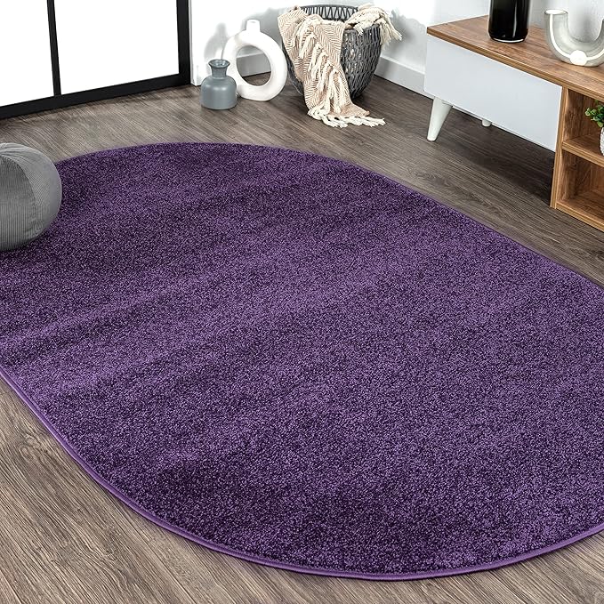 JONATHAN Y Haze Solid Low-Pile Purple 4x6 Oval Indoor Area Rug, Minimalist by JONATHANY