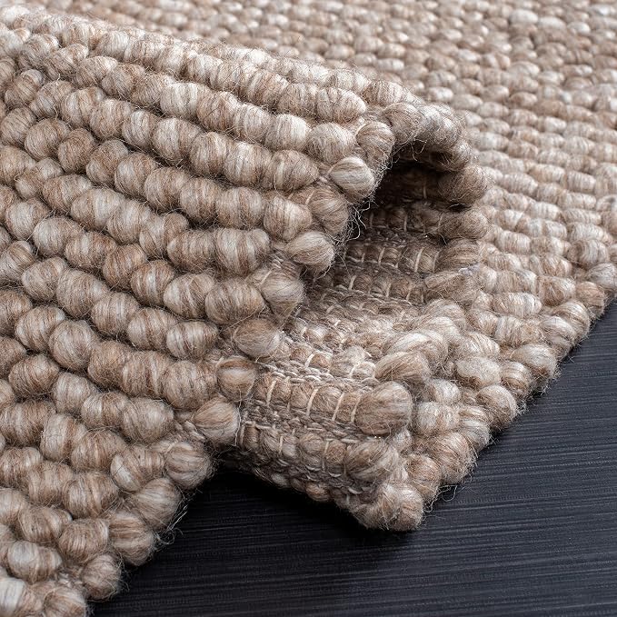SAFAVIEH Area Rug 3x5 - Image 6