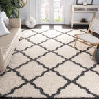 SAFAVIEH Dallas Shag Collection Area Rug by SAFAVIEH