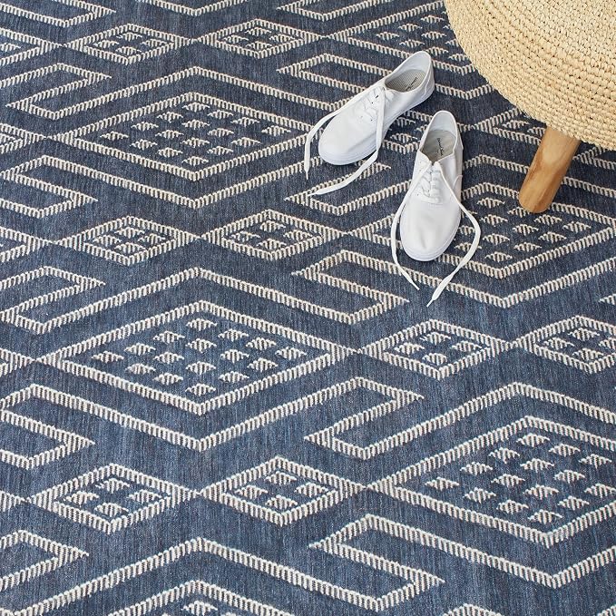 Dash & Albert Guthrie Navy Machine Washable Rug, Runner-2.5 X 8 Feet - Image 3