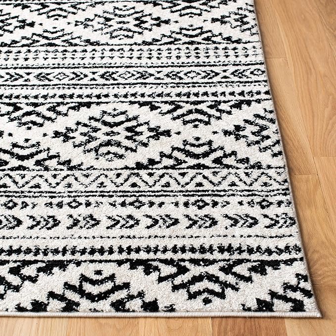 SAFAVIEH Tulum Collection Runner Rug - Image 4