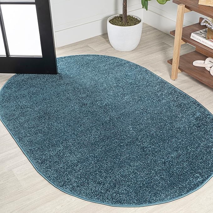 JONATHAN Y Haze Solid Low-Pile Turquoise 4x6 Oval Indoor Area Rug, Minimalist by JONATHANY