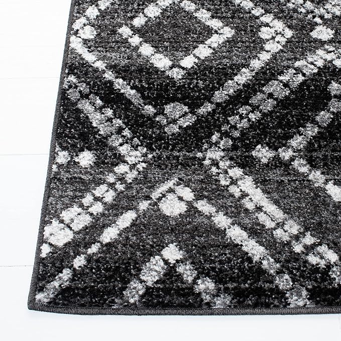 SAFAVIEH Area Rug 8x10 - Image 4
