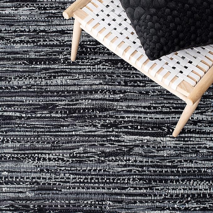 SAFAVIEH Rag Rug Collection Accent Rug - Image 6
