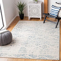 SAFAVIEH Area Rug 4x6 by SAFAVIEH