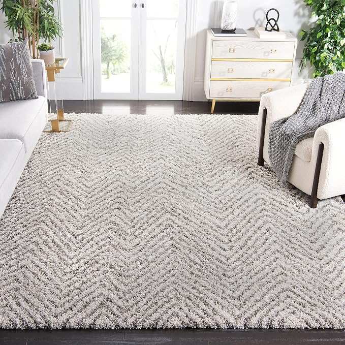 SAFAVIEH Area Rug 8x10 by SAFAVIEH