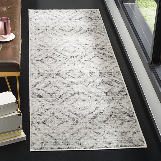 SAFAVIEH Adirondack Collection Runner Rug by SAFAVIEH