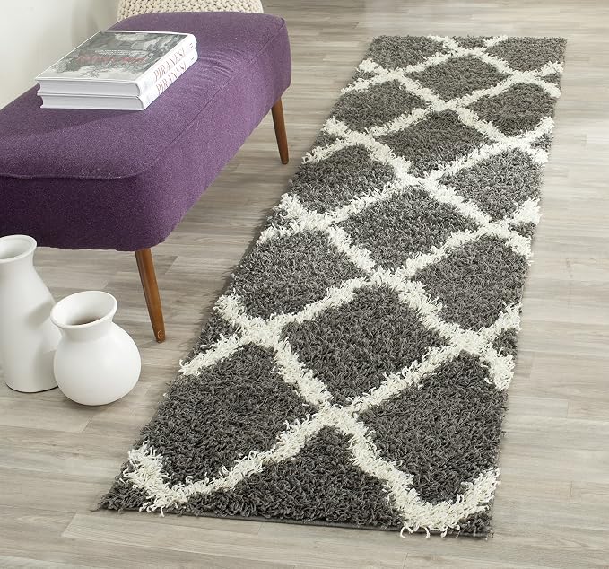SAFAVIEH Dallas Shag Collection Runner Rug by SAFAVIEH