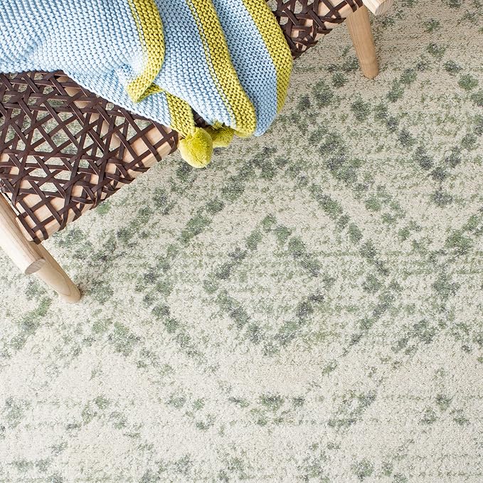 SAFAVIEH Adirondack Collection Area Rug - Image 8