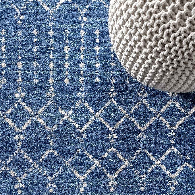 JONATHAN Y Boho Vintage Diamond Blue/White Round Area Rug 5 ft, Moroccan Hype - Image 3